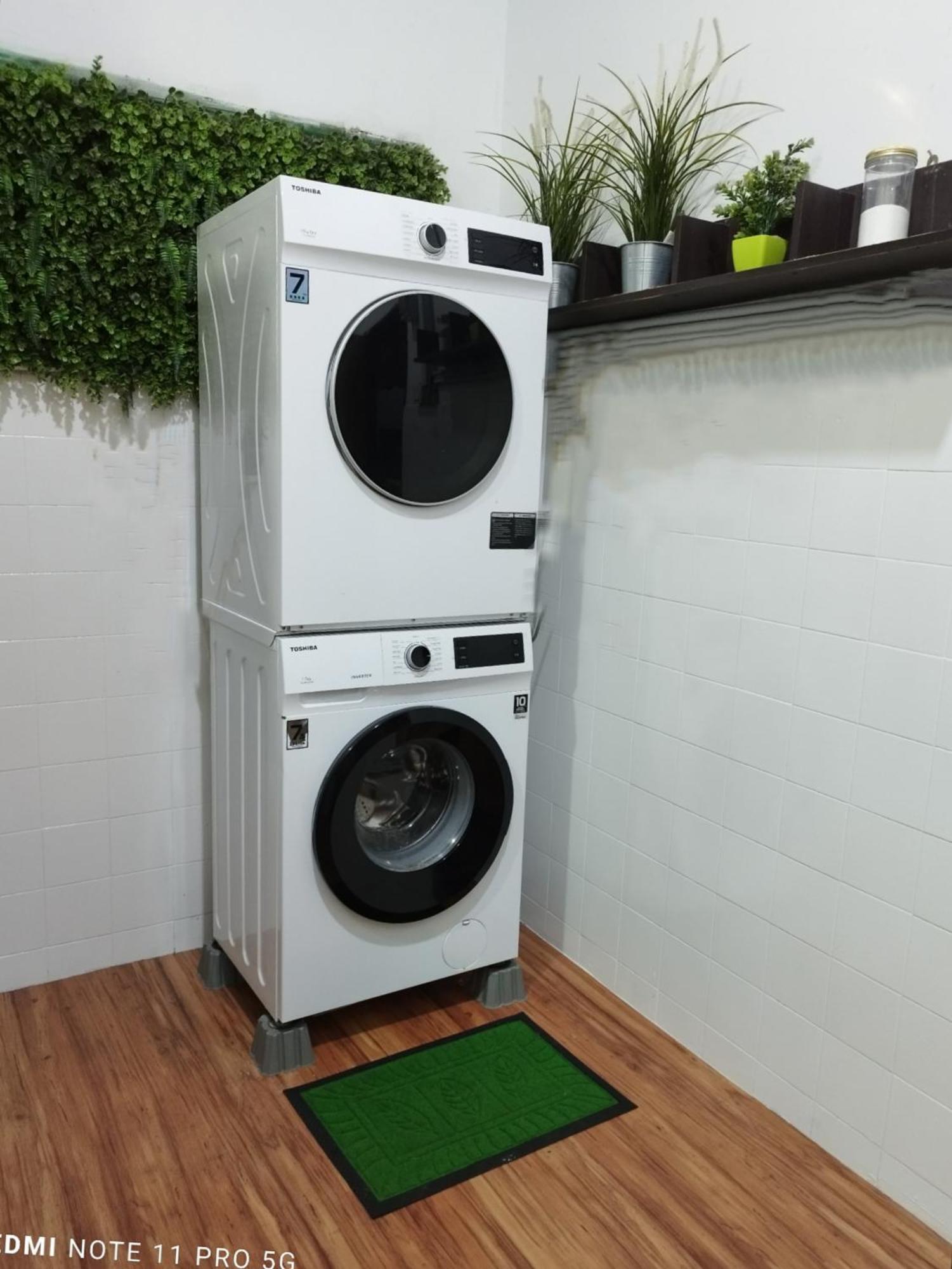 Basrie Villa "Mslim Only" - Mini Cinema , Private Pool , Wi-Fi , Netflix Muar Eksteriør billede